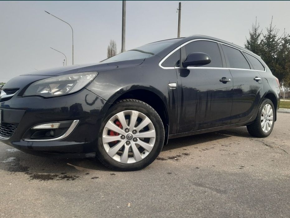 Продам авто, опель астра  j SPORTS TOURER