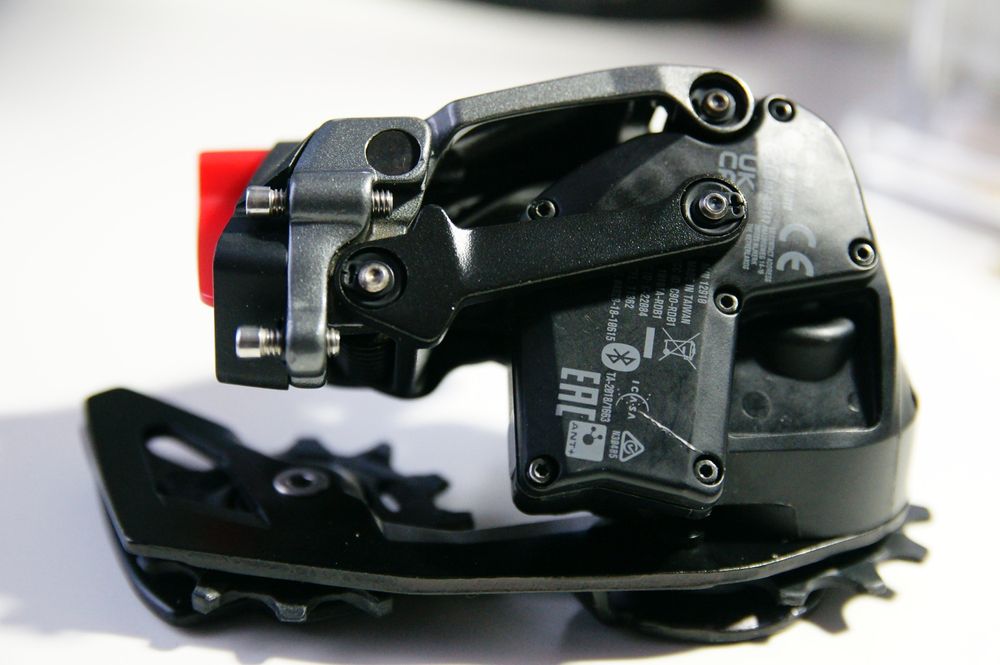 SRAM rival axs przerzutka tylna  praktycznie NOWA