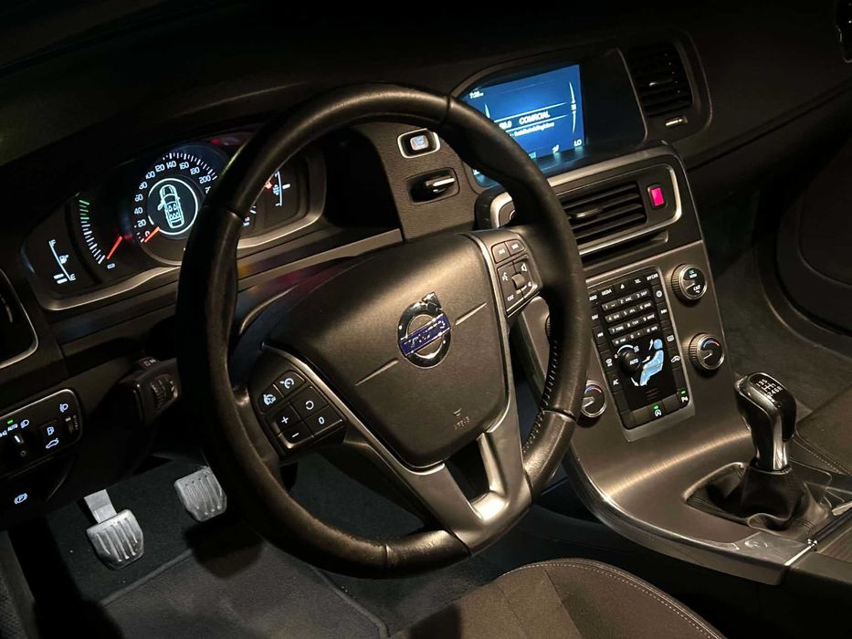 Volvo V60 D3 2016 — photo 5