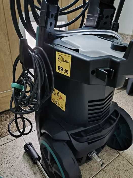 Máquina de lavar á pressão