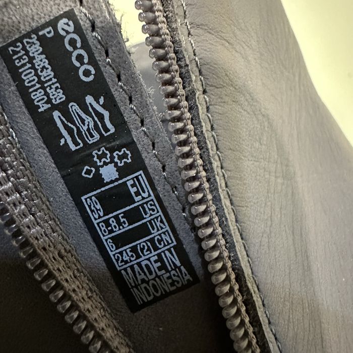 ЕССО.  Жіночі  черевики. Оригінал. Нові.  Розмір 36 ; 39. Шкіра.