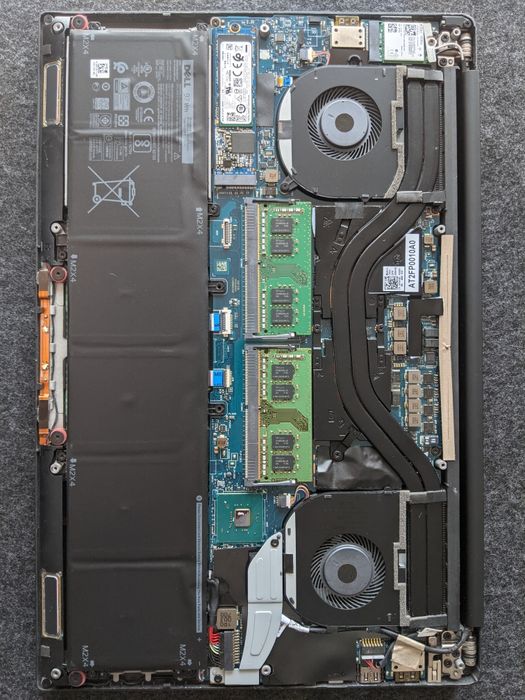 Оперативна пам'ять для ноутбука Hynix
DDR4-2666 2х8 gb