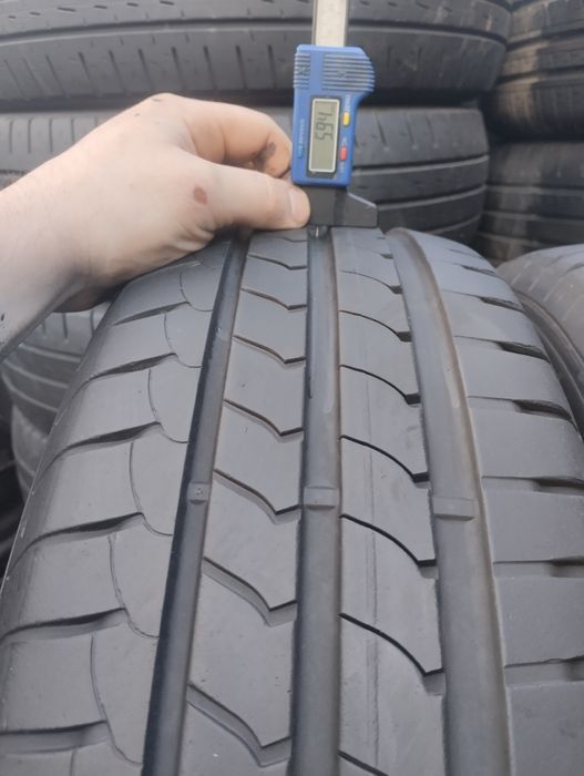 195/60/16 Good year efficient grip