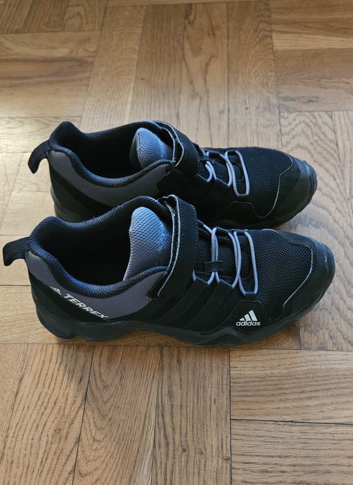 Buty Adidas hikingowe r. 36,5