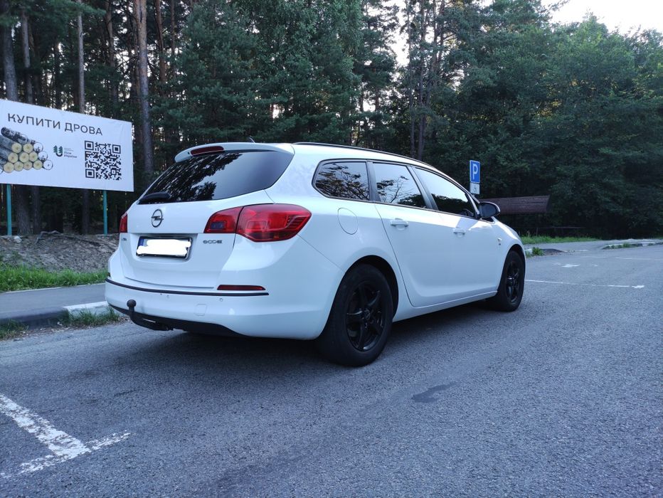Opel Astra J 1.6d 2015