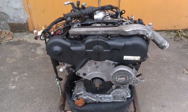 Двигатель Audi A6 C5 A4 B6 2.5 tdi AFB AKN AKE AYM BAU двигун