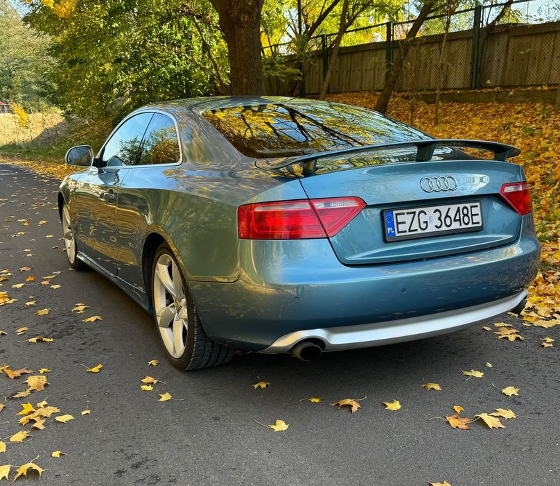 Audi a5 2.7 210km pełny S-line