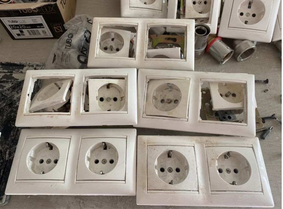 Tomadas legrand usadas