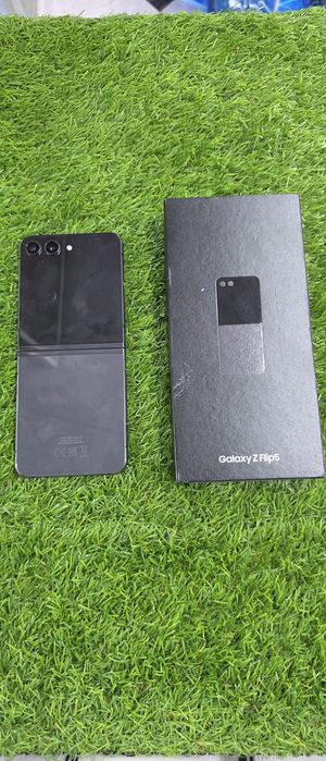 Samsung Z flip 5