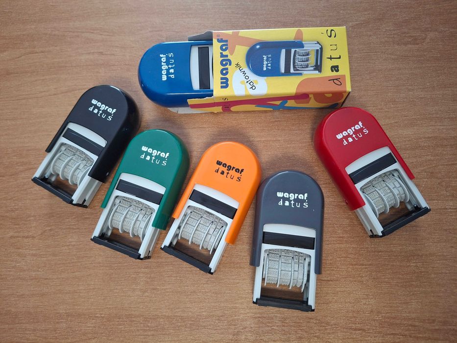 Pieczątka firmowa reklamowa z logo Wagraf tusz datownik