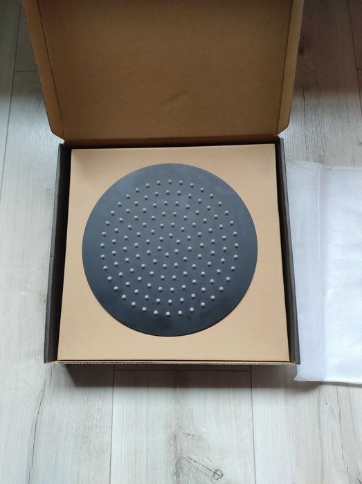 Deszczownica, czarna okrągła 25cm.