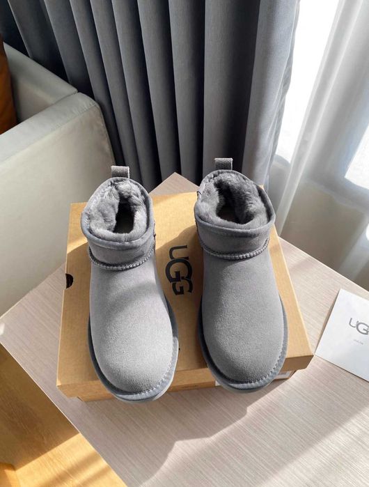 UGG Classic Mini Boots R.41