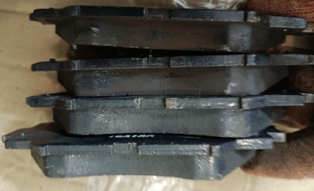 Гальмівні колодки toyota textar 433601 t4047