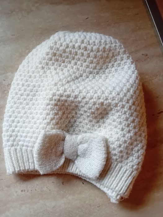 Czapki trzy sztuki na 2 latka