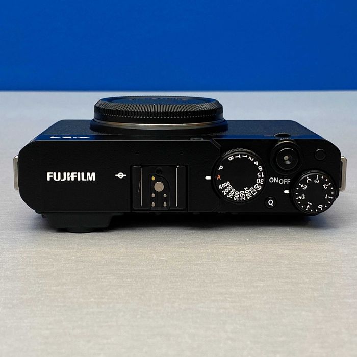 Fujifilm X-E4 (Corpo) - 26.1MP
