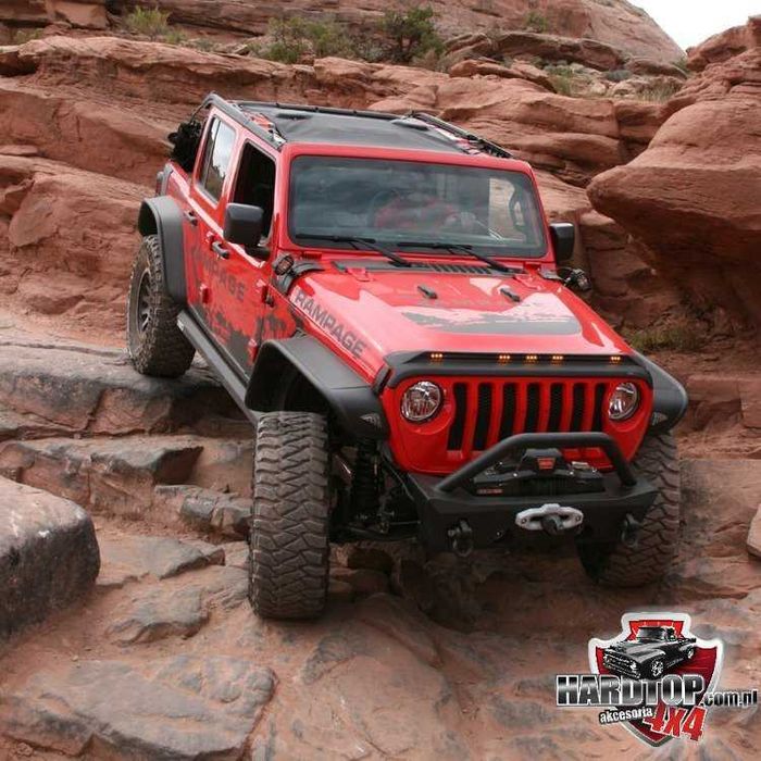 Poszerzenia Błotników JEEP WRANGLER 2021