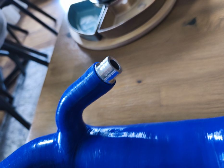 Rura dolotowa turbo inlet peugeot  GTI