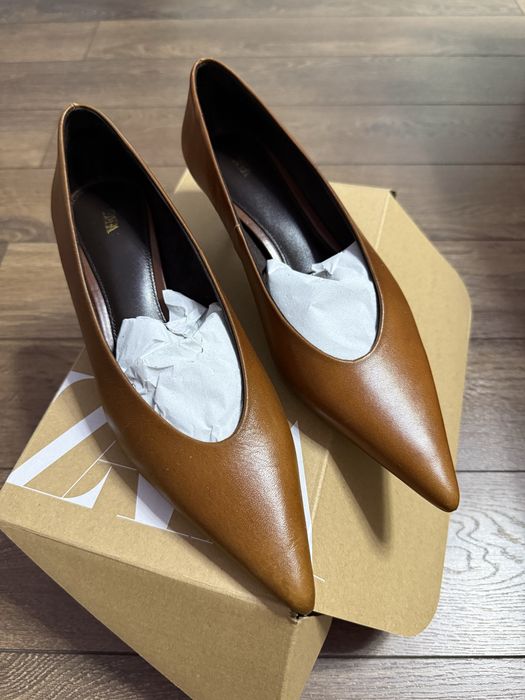 Туфлі ZARA Kitten Heel