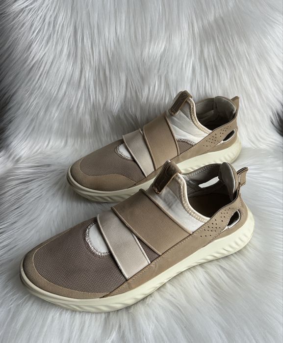 ECCO ST.1 Lite Buty Damskie 40 Skórzane Sneakersy Beżowe Wsuwane Unisex