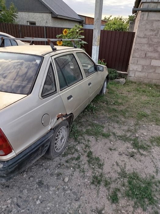 Продам Opel Kadett