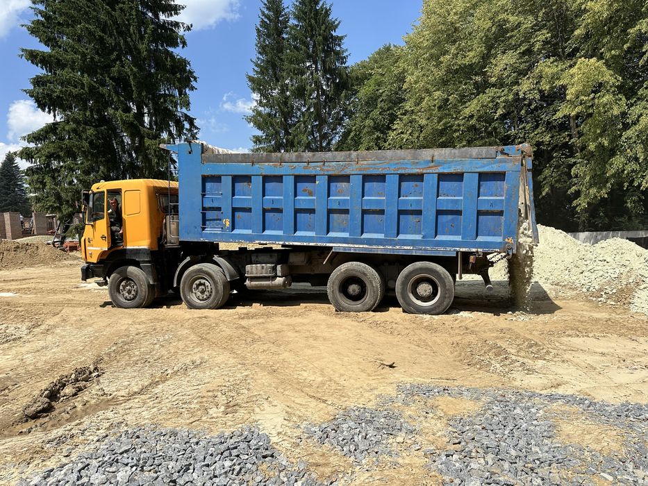 Вивіз сміття, землі, хламу. Доставка щебня, піску, буд матеріалів.