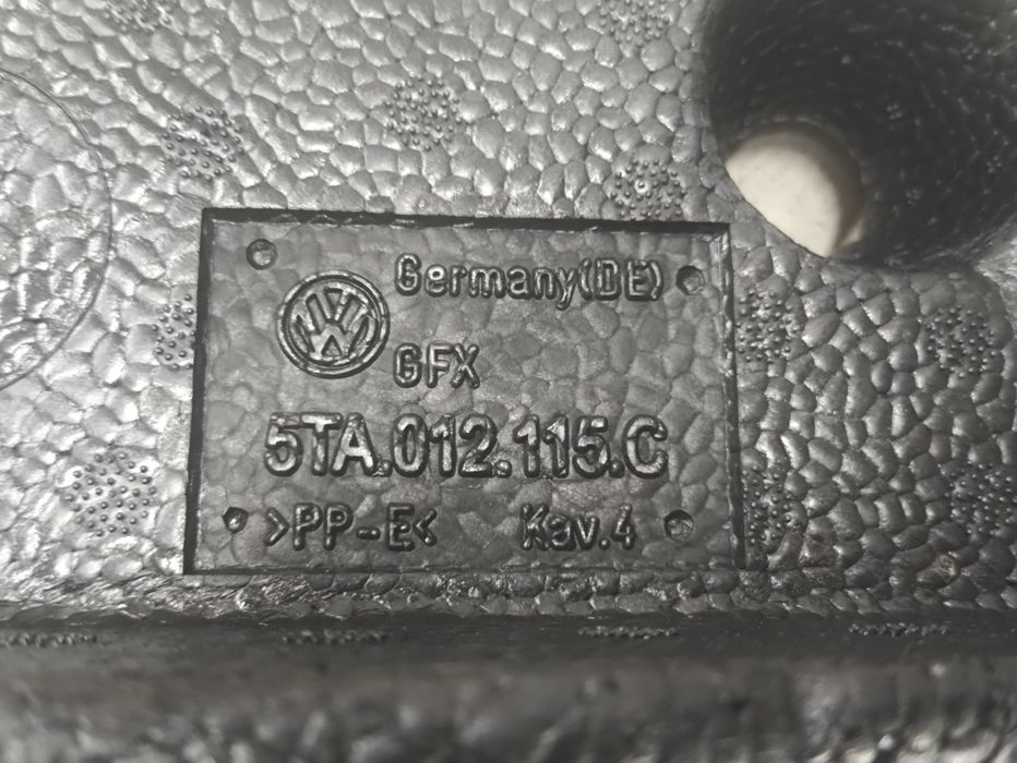 Pianka styropian wypelnienie bagaznika  5TA.012.115.C