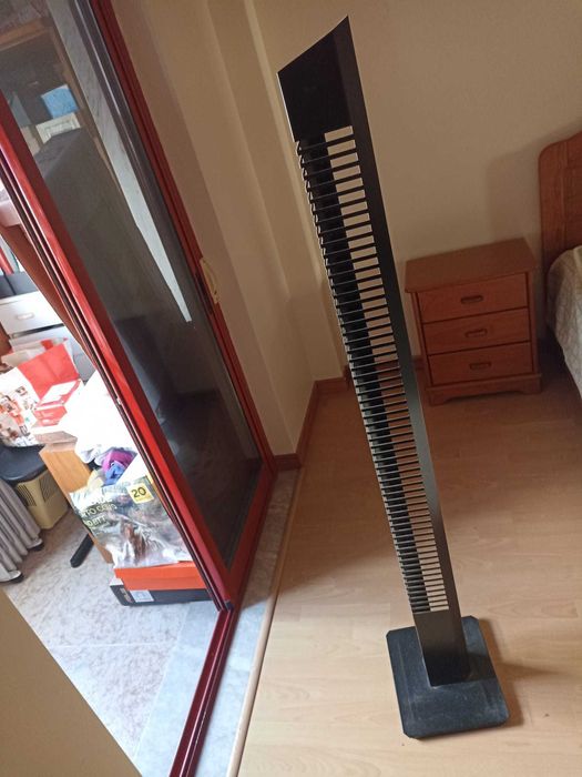 Torre de Arrumação de CD's