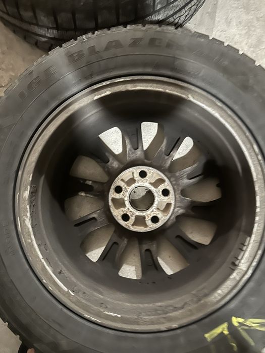 Комплект дисків та гуми 215/60/16