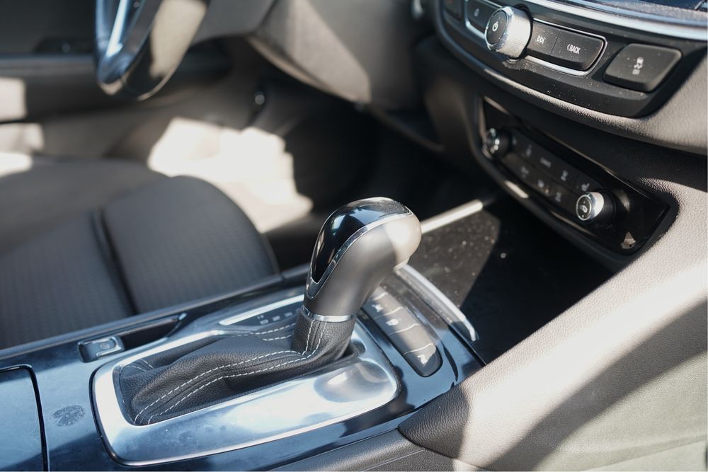2022 Opel Insignia 1.5 Automatico