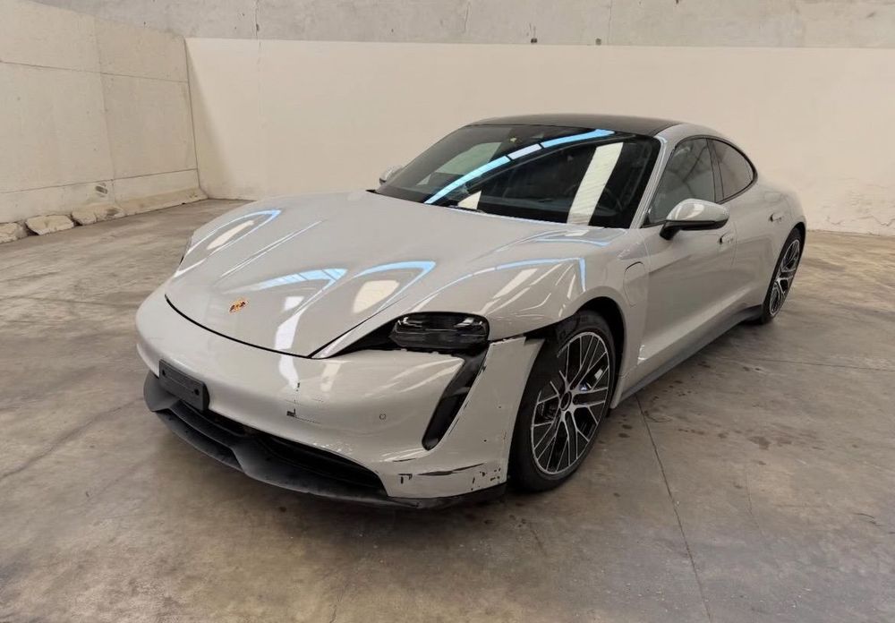 Porsche Taycan Performance Battery Plus 