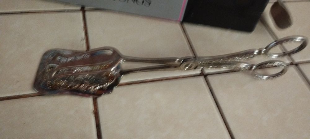 Щипцы для закусок Англия посеребренные