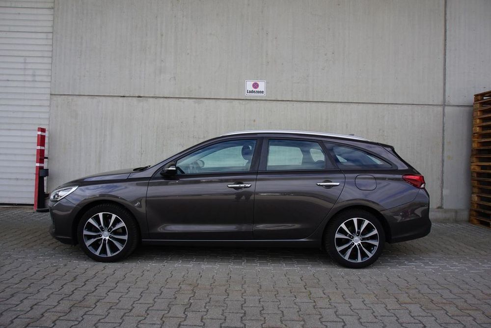 Фари Hyundai i30 2016- разборка хундай i30 запчастини