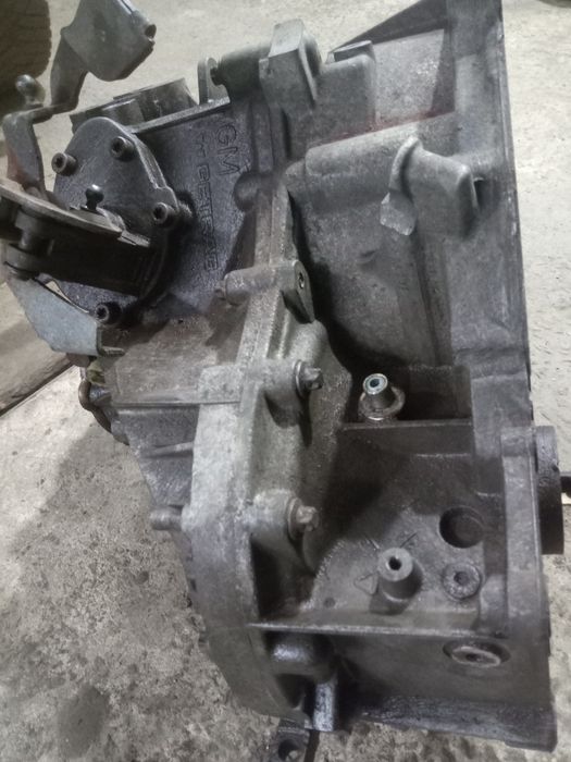 Продам кпп F23 до автомобіля опель вектра с з двигуном 2.2 бензин