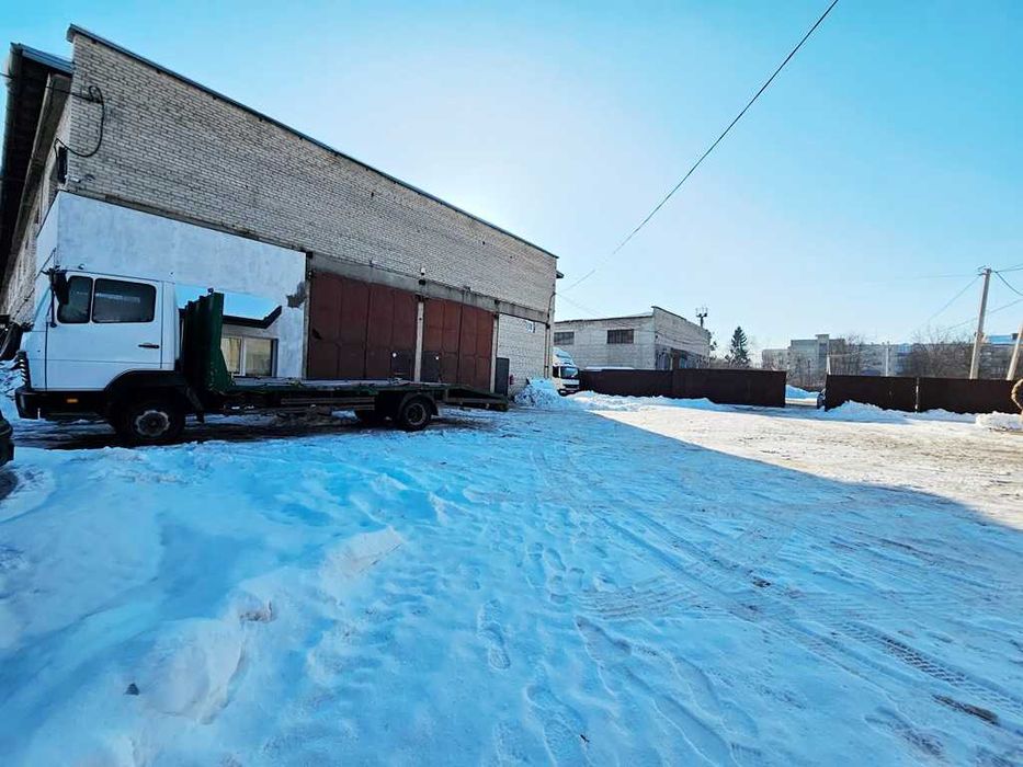 Продається виробничо-складське приміщення в промисловій частині мСтрий