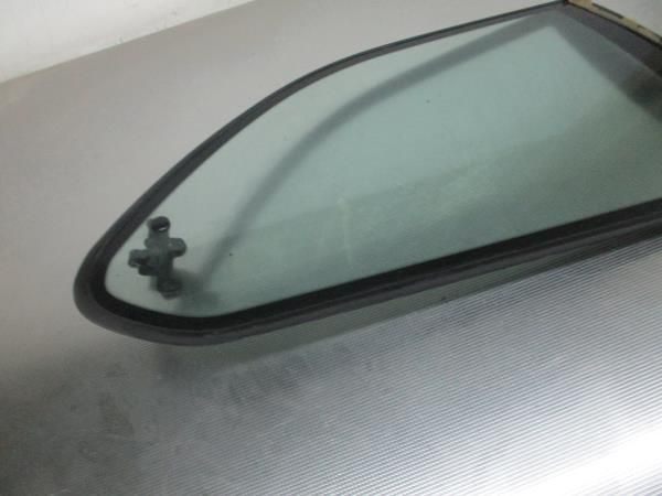 Vidro do painel trás direito BMW 3 Compact (E36)