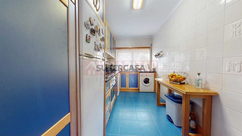 Quarto para arrendar em Coimbra no Bairro Norton de Matos, junto à rua do Brasil e á Estação do Metro