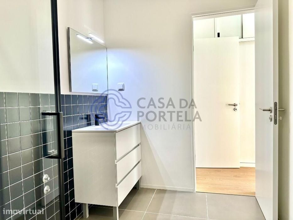 T3 com varanda no centro