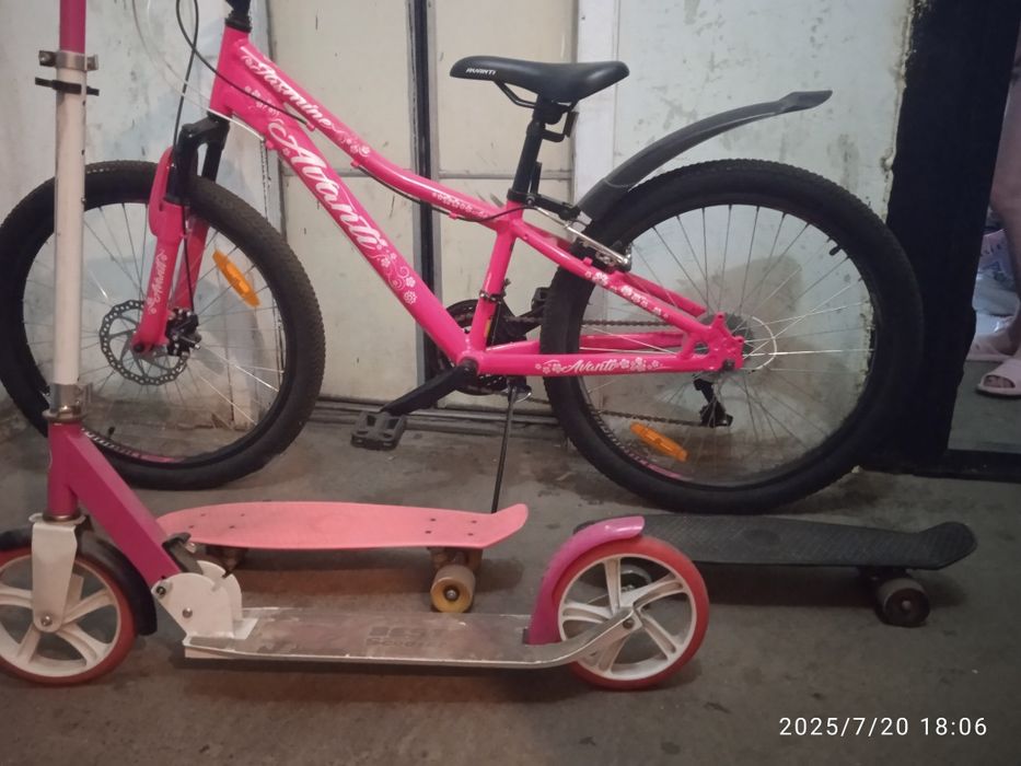 Велосипед для дівчинки