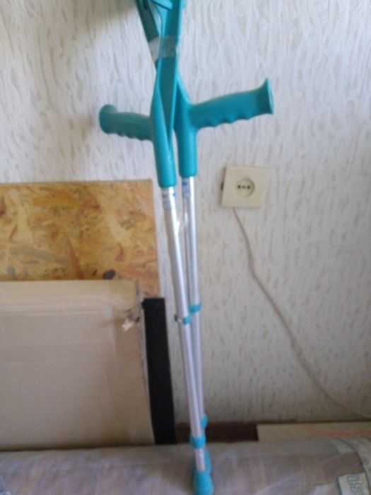 Подлокотные костыли