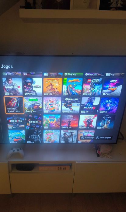 Xbox series s 2.5TB 2comandos cartão expansor seagate 2TB com 50 jogos