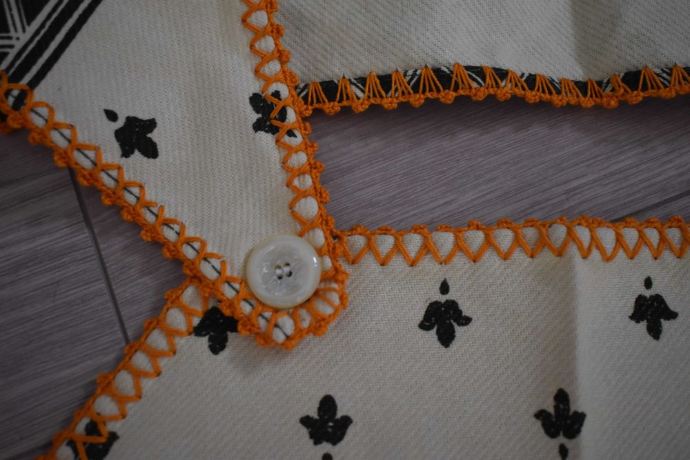 Avental bordado artesanal