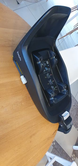 Fotelik samochodowy Maxi cosy 2 way Pearl + baza