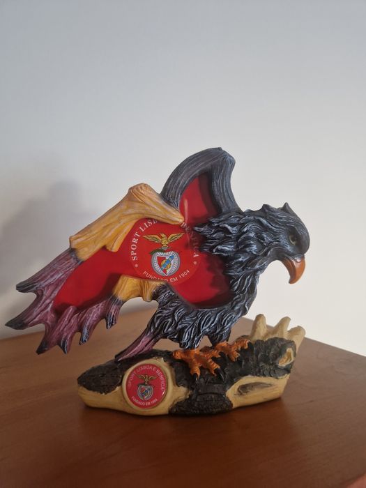 Águia com moldura do Benfica (226 SLB) em cerâmica