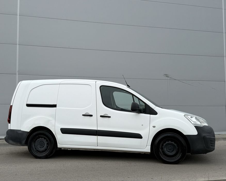 Peugeot Partner L1 1.6HDI Motor Novo