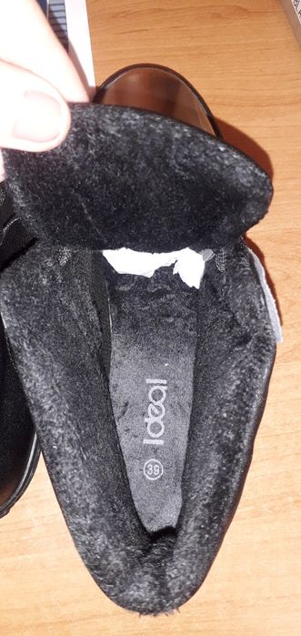 Продам новые кеды женские