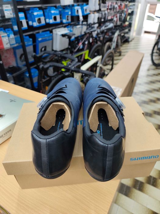 Sapatos Estrada Shimano RC502