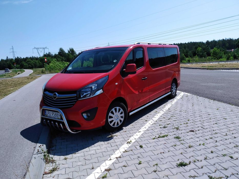 Opel Vivaro L2H1 2017 9 osobowy