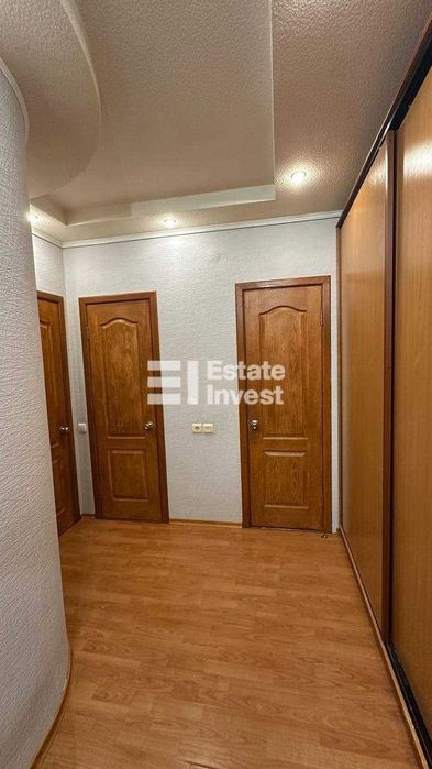Продам 2 кімн. квартиру в новобудові на вул. Сергіївська, 3Б