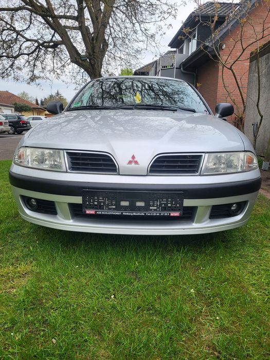 Mitsubishi Carisma