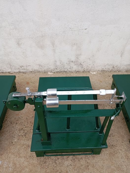 Balanças decimais 100 e 150 kg restauradas